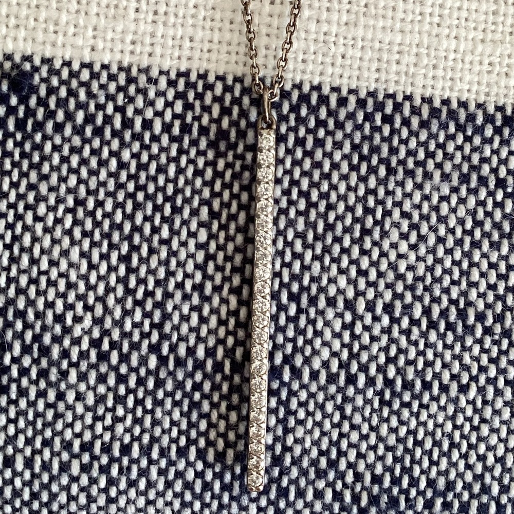 Silver long silver pendant necklace